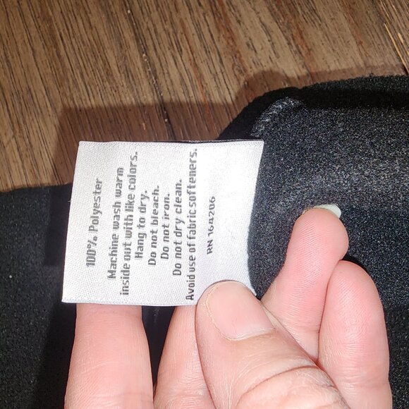 Tuckernuck Dudley Stephens Black Palmer Puff Sleeve Turtleneck NWT Large - Picture 9 of 9